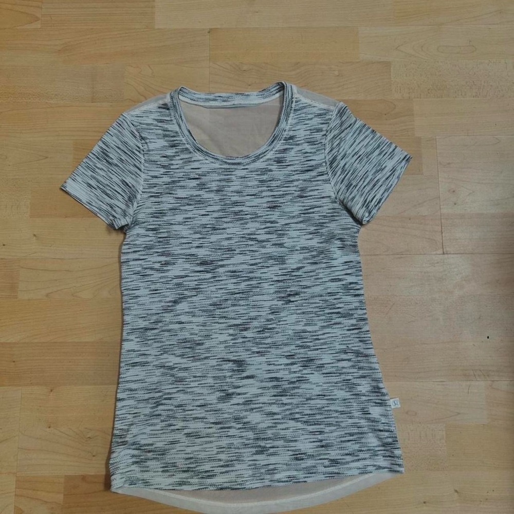 lululemon athletica Black and White Short Sleeve Top
